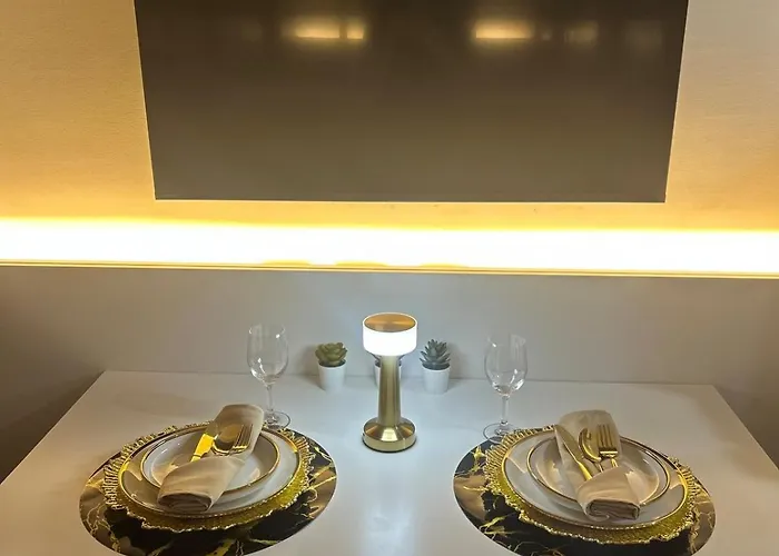 Justino's Place - Shore 2 At Mall Of Complex Aparthotel