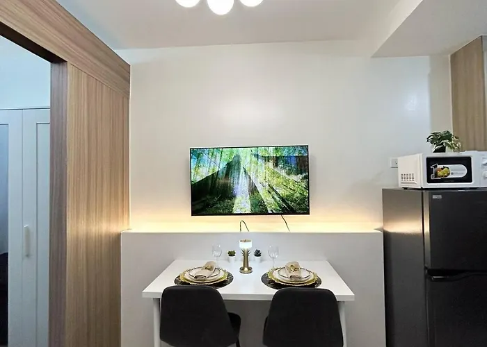 Justino's Place - Shore 2 At Mall Of Complex 4*