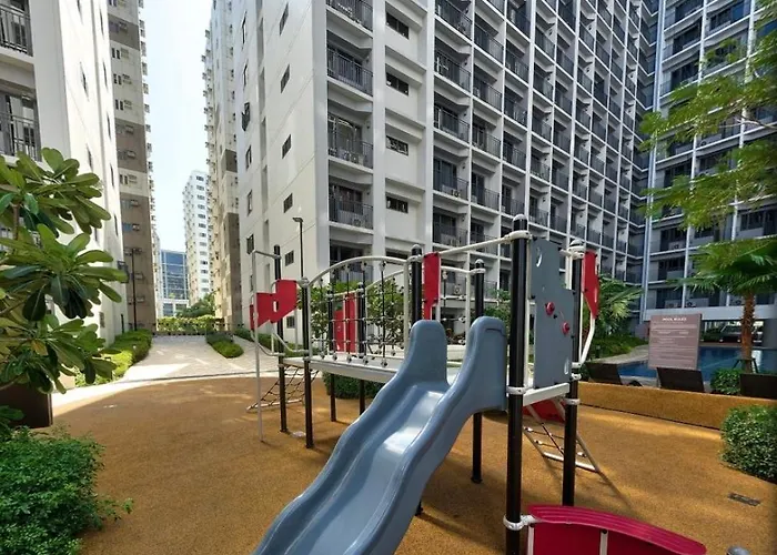 Justino's Place - Shore 2 At Mall Of Complex Aparthotel 4*